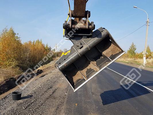 Ковш планировочный Профессионал с гидроцилиндрами наклона SB-11S.12